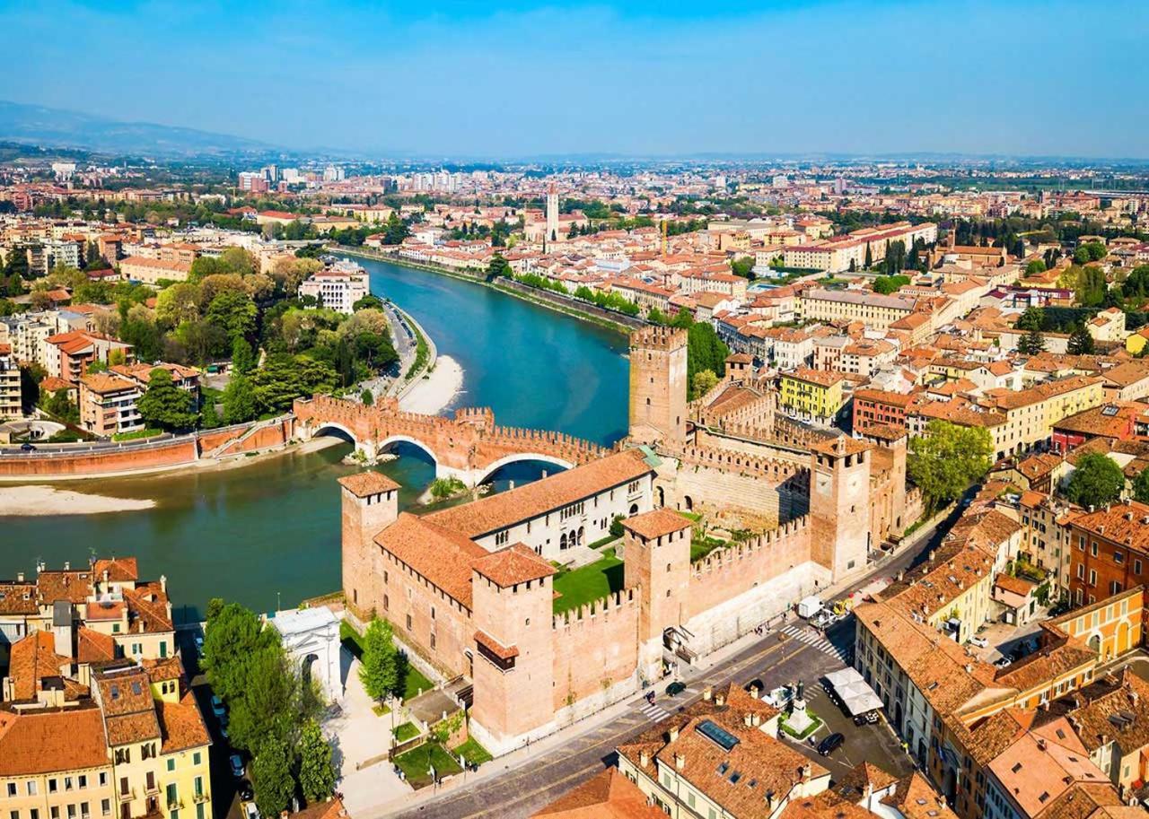Апартаменты La Belle Vue Верона Экстерьер фото